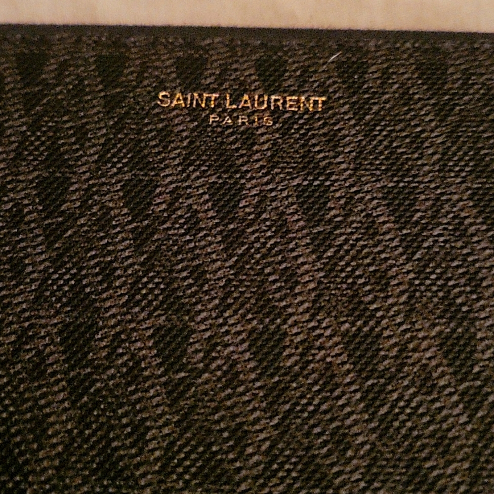 YSL vintage zippy wallet